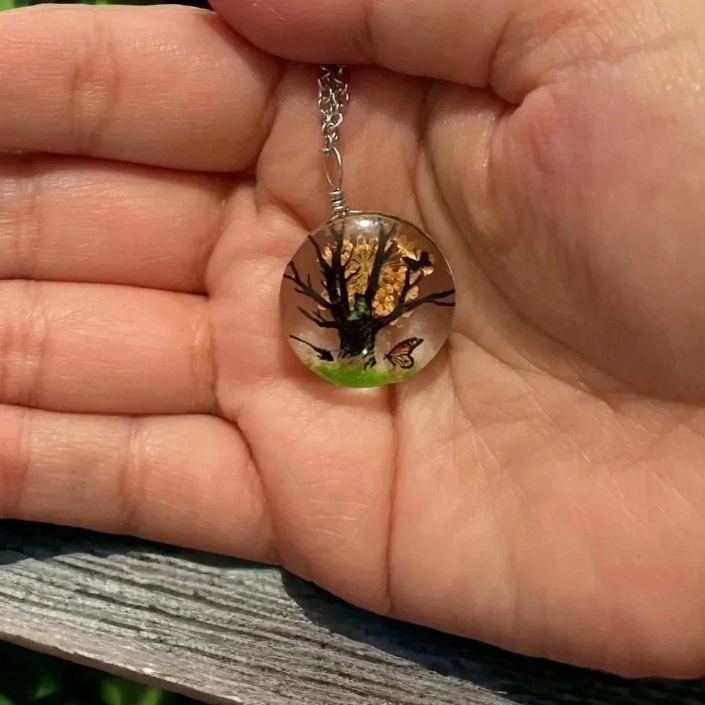 Resin Flower Pressed & Tree Circle Pendant Charm Stainless Steel Necklace